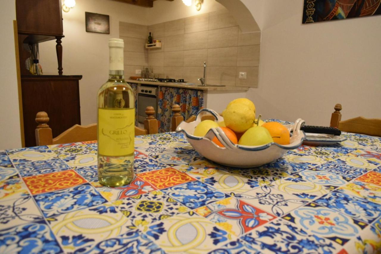 Pietro Holiday Home Castellammare del Golfo Kültér fotó